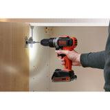 Kit De Batería Black Decker Bcd003mem2k-Qw B&D De 18 V Y 2,0 Y 4,0 Ah, 1 A, Con Cargador