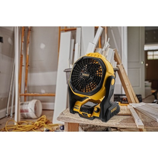 Ventilador De Batería Dewalt Dce512n, 18 Voltios Amarillo/Negro, Sin Batería Ni Cargador Dce512n-Xj