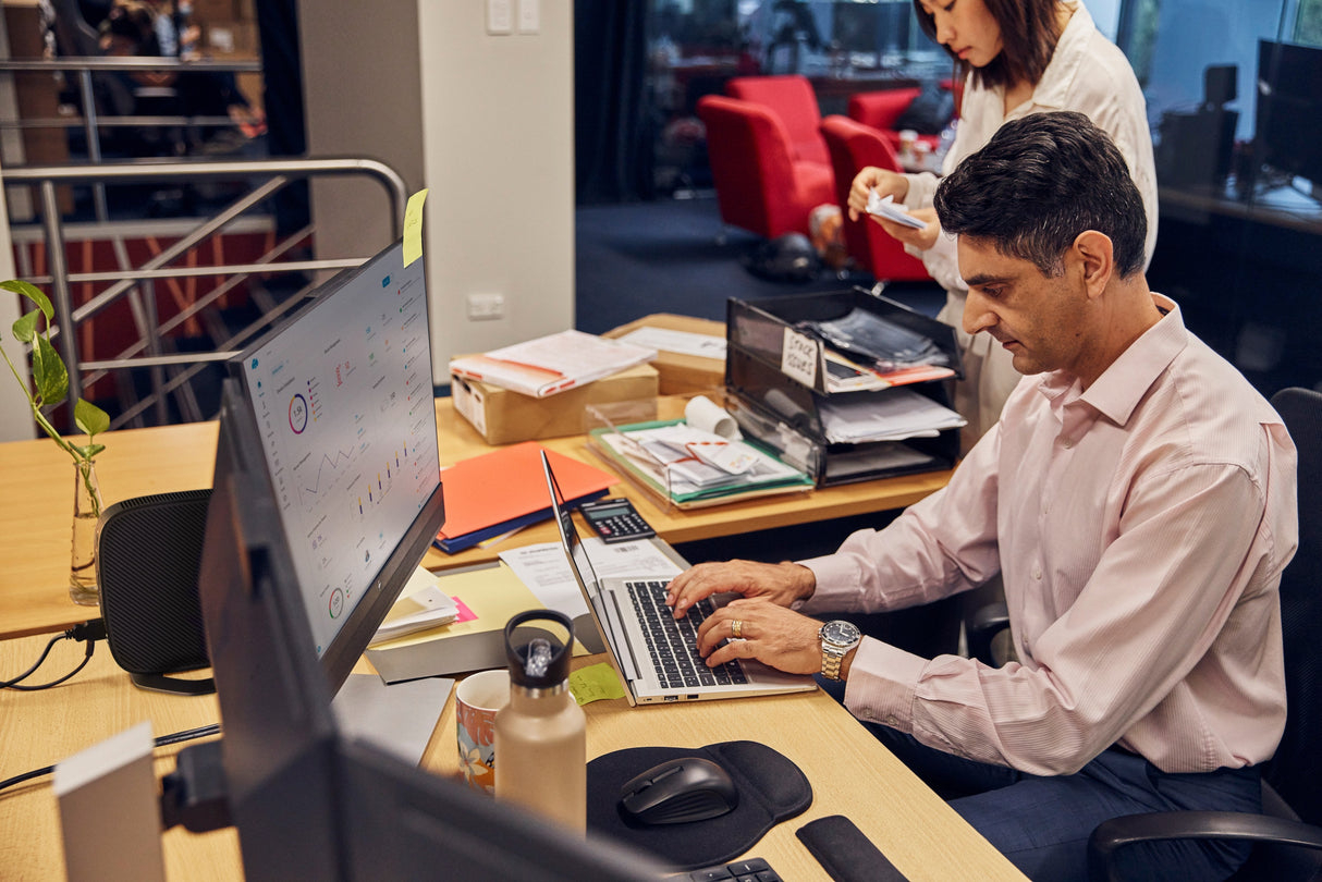 Elite T655 Thin Client - Sff - Amd Ryzen R2314 - 8gb Ram - 32gb Flash - Hp Thinpro