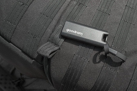EAN 5908267913055 - Goodram SSDR-GMRE-512-K0 unidad externa de estado sólido 512 GB Negro imagen 3