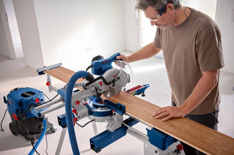 Tronzadora E Ingletadora Bosch Professional Gcm 305-216 D Azul, 1200 Vatios