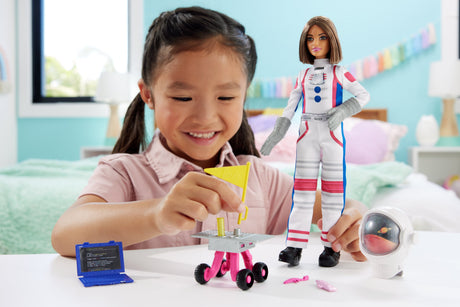 EAN 0194735176021 - Barbie HRG45 muñeca imagen 4