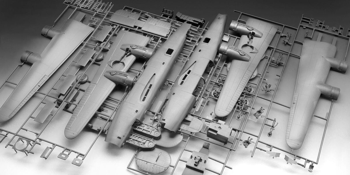 Revell B-24d Liberator   1/48