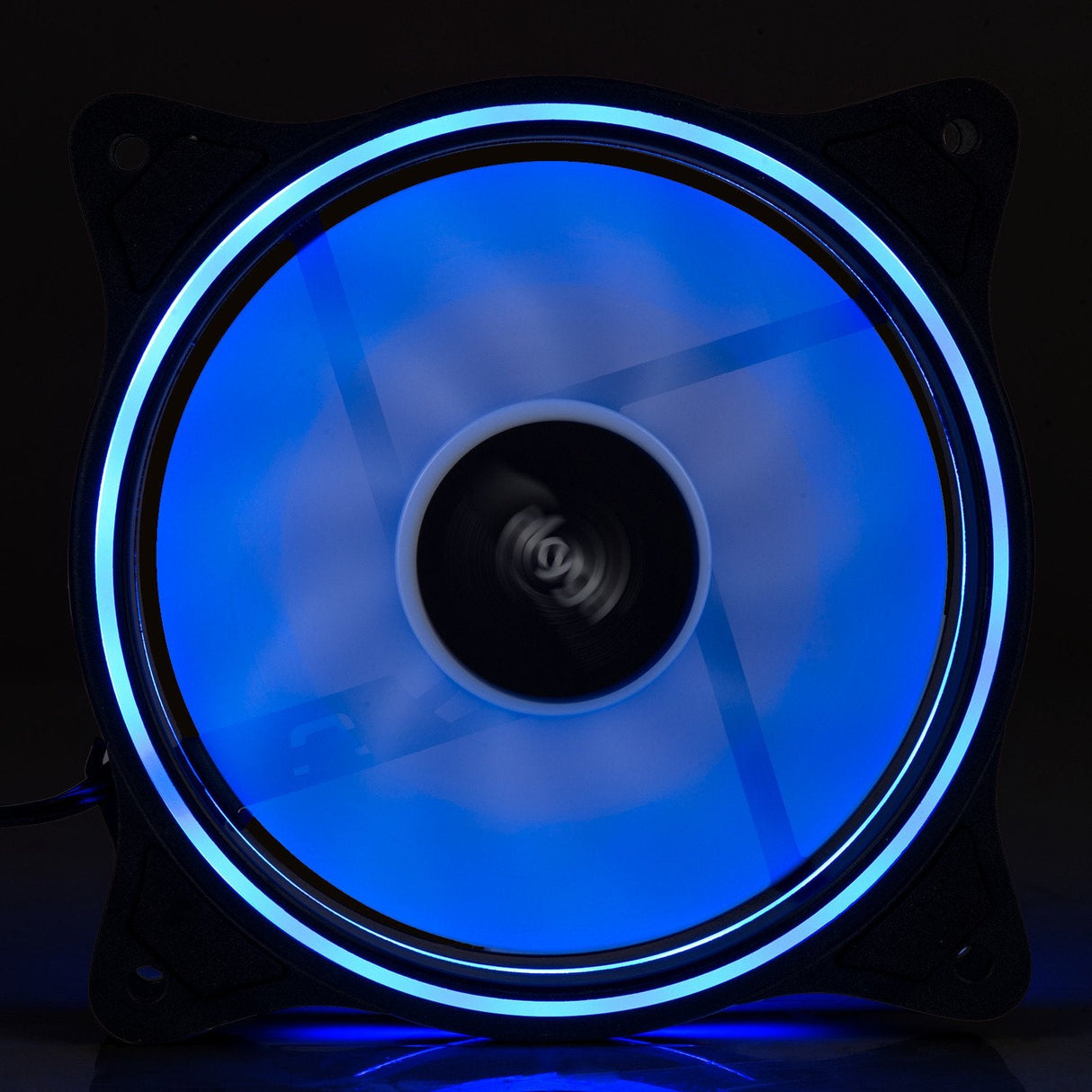 Ventilador Akyga Aw-12d-Rgb 120 Mm 15 Led Rgb 6 Pines