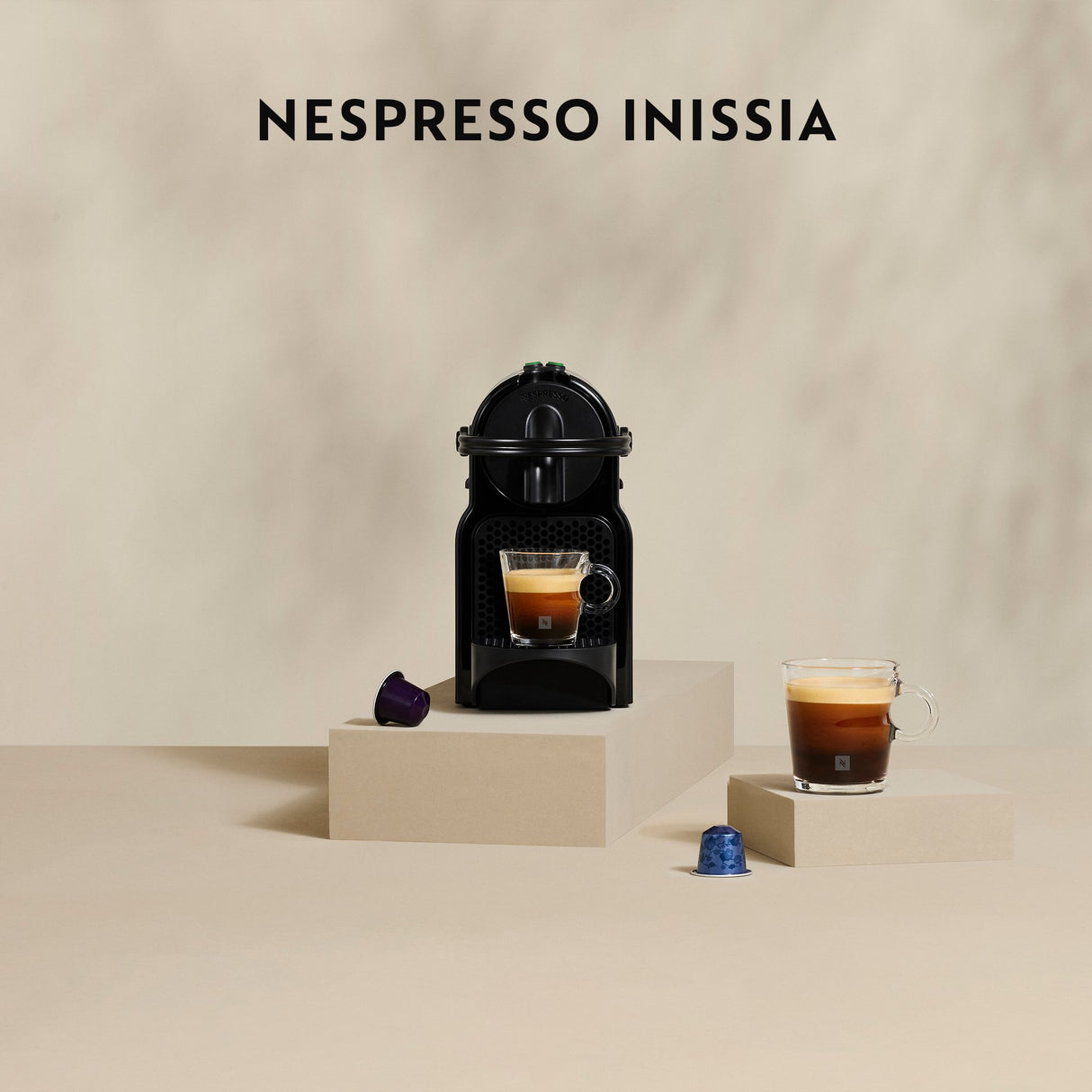 EAN 8004399328419 - De’Longhi Inissia EN 80.BAE Totalmente automática Máquina espresso 0,7 L imagen 3