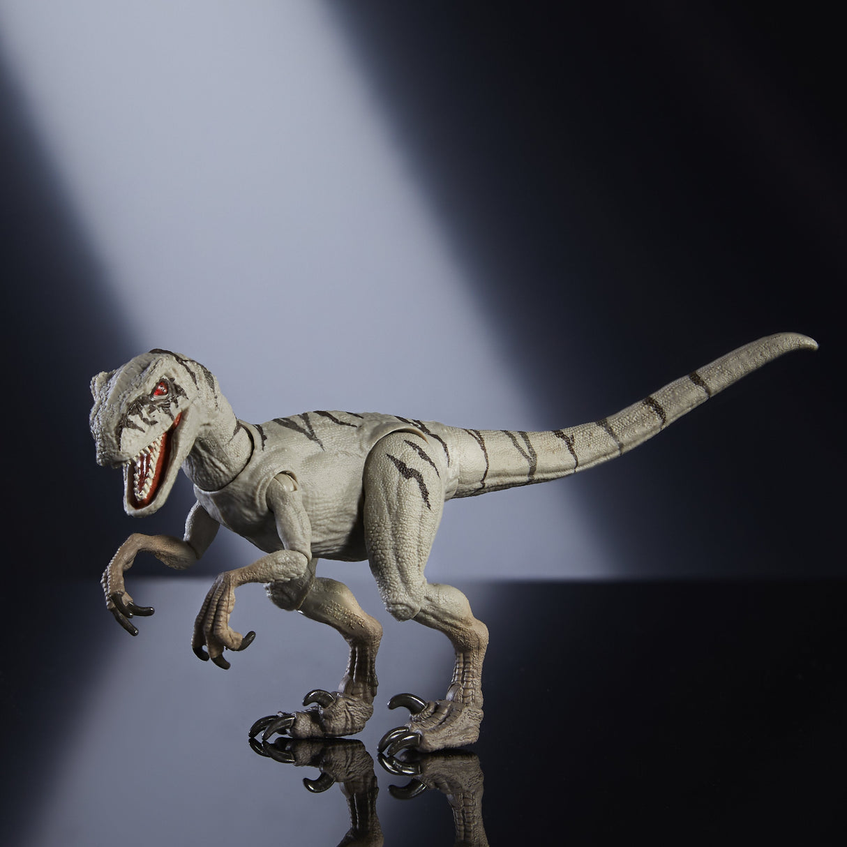Mattel Jurassic World Hammond Collection - Atrociraptor Ghost Jdj06