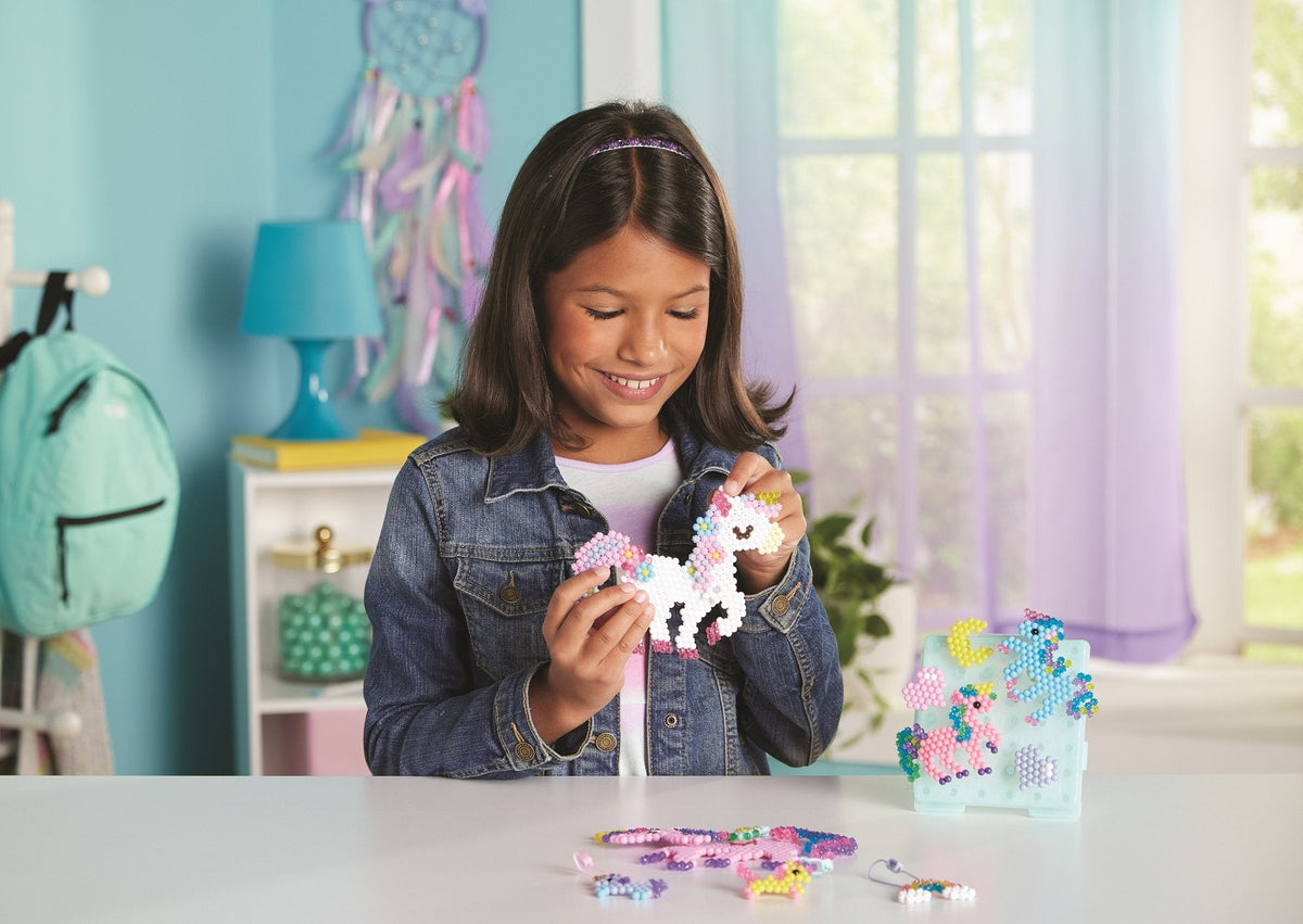 Epoch Aquabeads Mystisches Unicornio Bastelset 31944