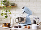EAN 8017709311902 - Smeg SMF03PBEU batidora Batidora de varillas 800 W Azul imagen 10