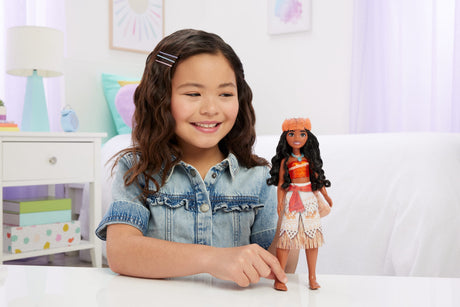 EAN 0194735158430 - Disney Princess HPG68 muñeca imagen 2