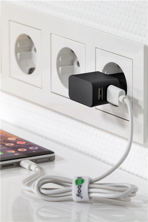 Goobay Juego De Carga Dual Micro-Usb 18 Vatios, Cargador Negro, 2,4 A, Cable De 1 Metro Usb-A > Micro-Usb 44984