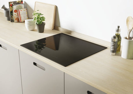 EAN 8059019052502 - Candy Moderna CI633MCBB Negro Integrado 60 cm Con placa de inducción 3 zona(s) imagen 3