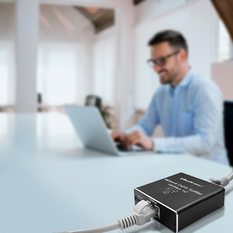EAN 5901878522494 - Qoltec 52249 switch No administrado Negro imagen 3