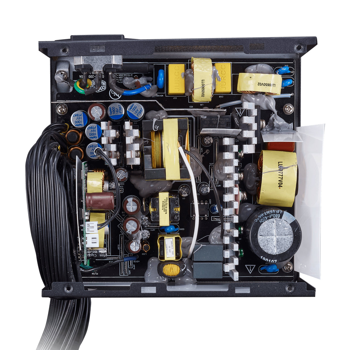 EAN 4719512104071 - Cooler Master MWE 550 Bronze 230V V2 unidad de fuente de alimentación 550 W 24-pin ATX ATX Negro imagen 10