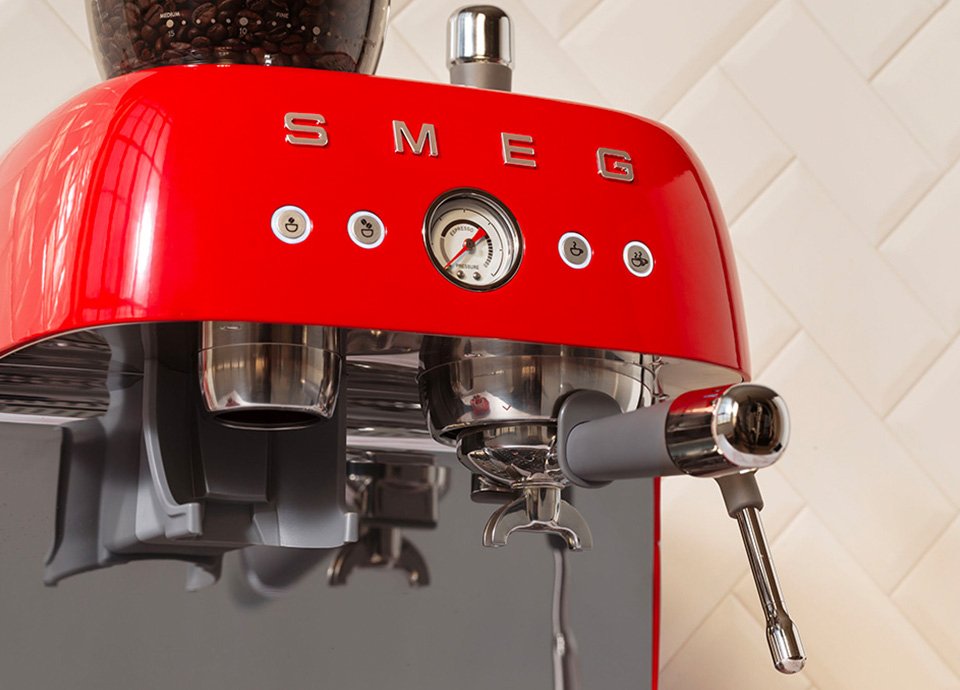 EAN 8017709329822 - Smeg EGF03RDEU cafetera eléctrica Manual Máquina espresso 2,4 L imagen 30