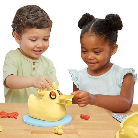 EAN 0050743643453 - Little Tikes Creative Chefs Bluey - Duck Cake Kit imagen 3