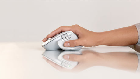 EAN 5099206103733 - Logitech 910-006560 ratón Oficina mano derecha RF Wireless + Bluetooth Laser 8000 DPI imagen 8