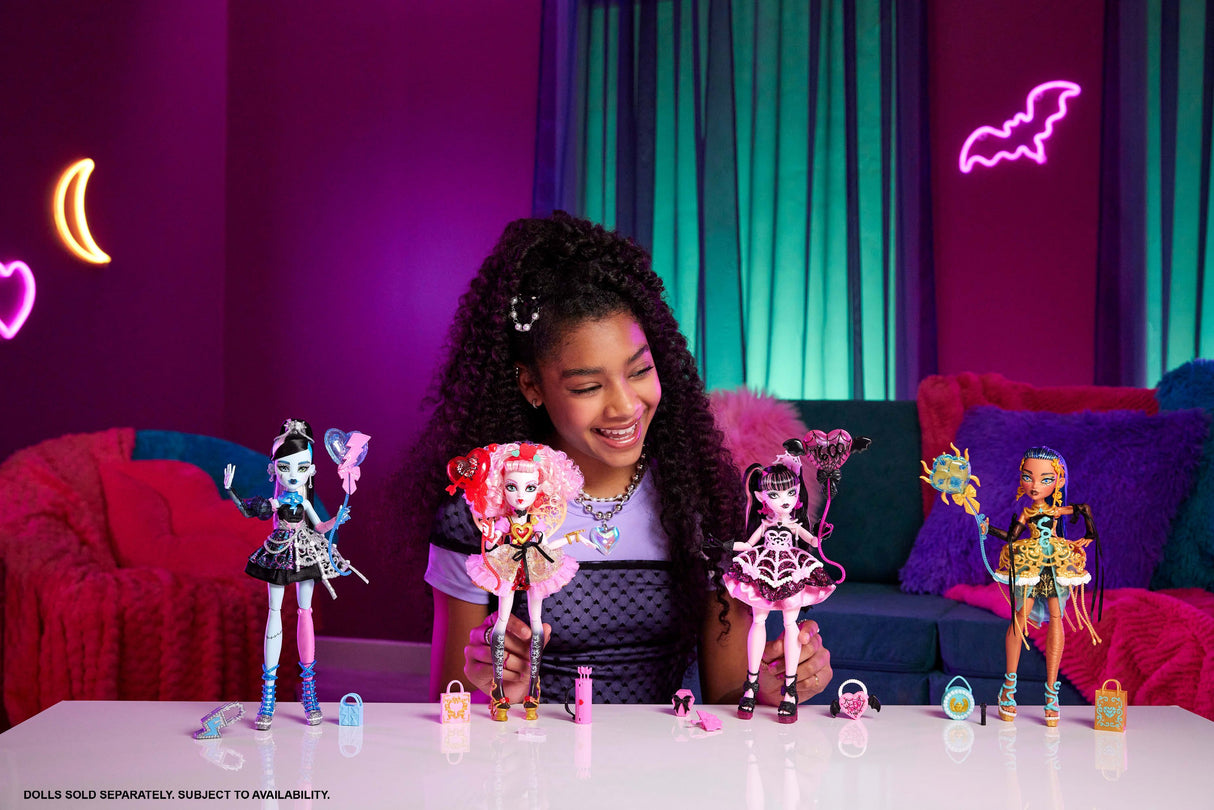 EAN 0194735259878 - Monster High JBG77 muñeca imagen 3