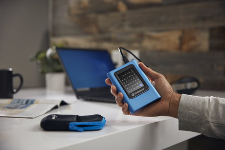 EAN 0740617328424 - Kingston Technology IronKey Vault Privacy 80 1,92 TB USB Tipo C 3.2 Gen 1 (3.1 Gen 1) Azul imagen 12