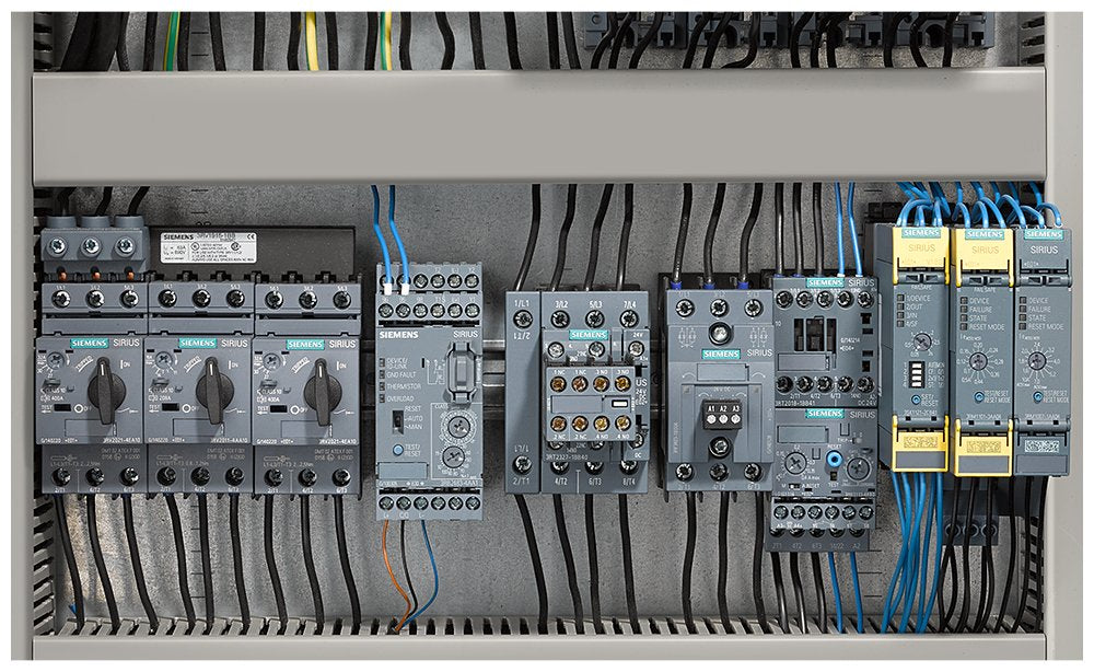 Siemens 3rt20151ap01 Schtz Ac-3 3kw 400v 1s 230vac 50 60hz 3p S00