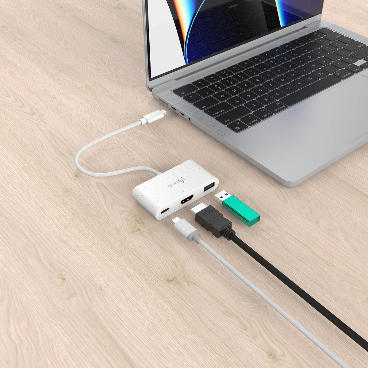 J5create Jca379ew-N Usb-C Ecológico A Hdmi Y Us  De Tipo A Con Suministro De Energía