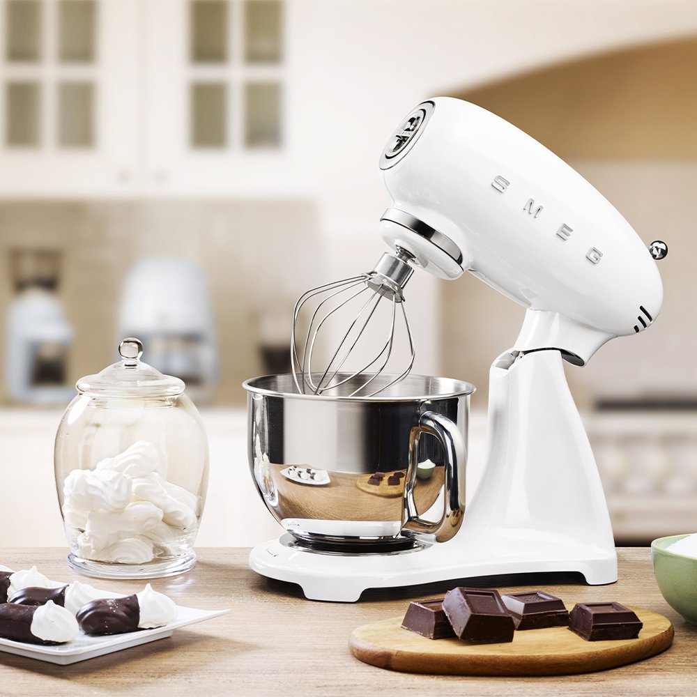 Batidora  Smeg Smf03wheu  De Varillas 800 W Blanco