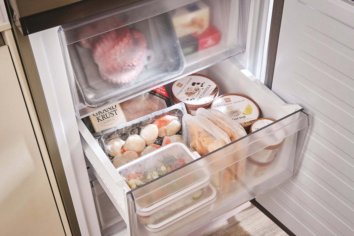 Cncq2t620dx Candy       Fridge