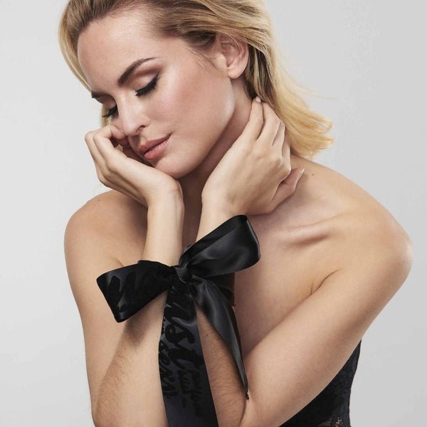 Bijoux - Les Petits Bonbons Esposas De Seda Sensual