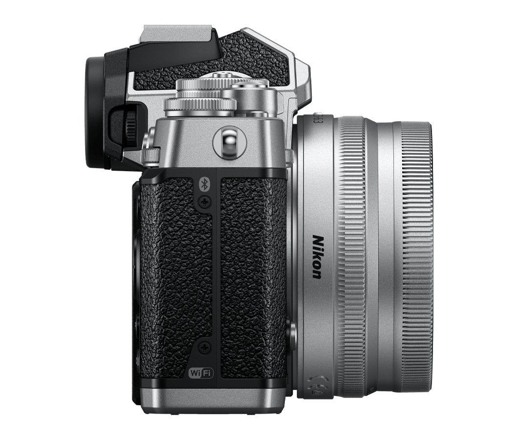 Cámara Evil Nikon Z Fc Con Objetivos Dx 16-50mm Vr Y Dx 50-250 Vr - Negro Plata
