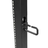 EAN 0065030886833 - StarTech.com 4POSTRACK18U armario rack Rack o bastidor independiente Negro imagen 3