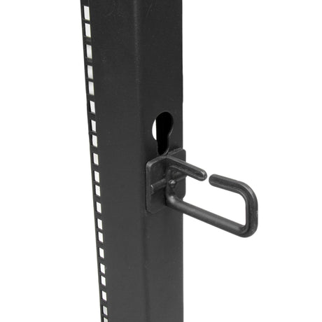 EAN 65030886833 - StarTech.com 4POSTRACK18U armario rack Rack o bastidor independiente Negro imagen 3