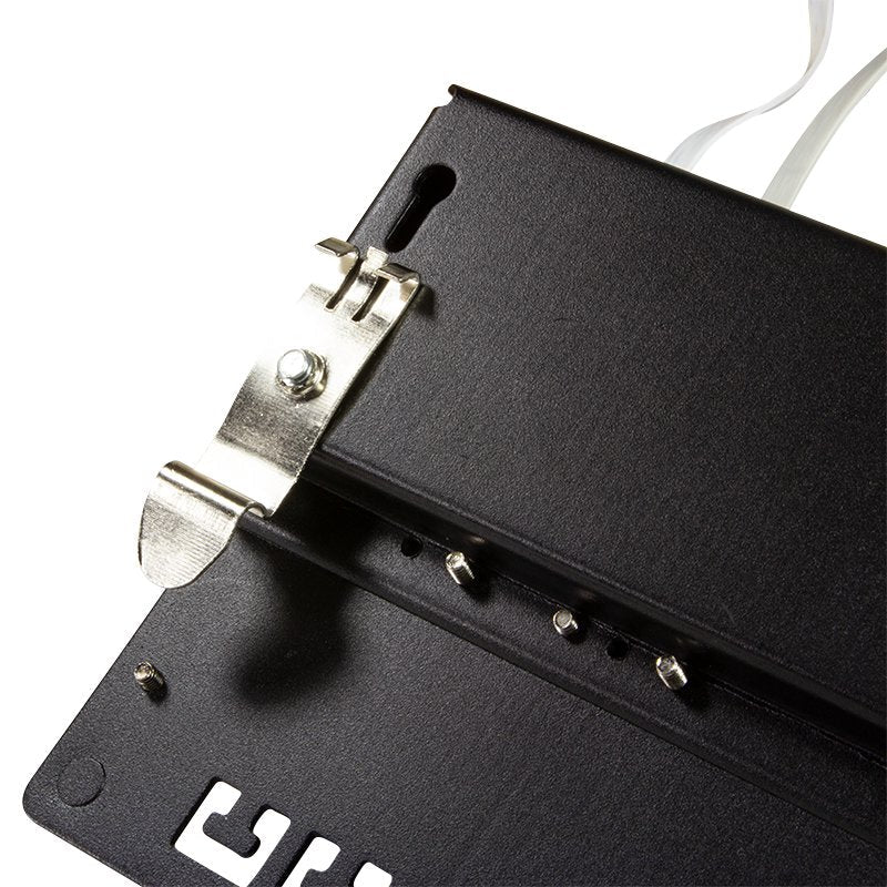 Kit De Montaje En Carril Din De Un Patch Pannel De Sobremesa Logilinkl