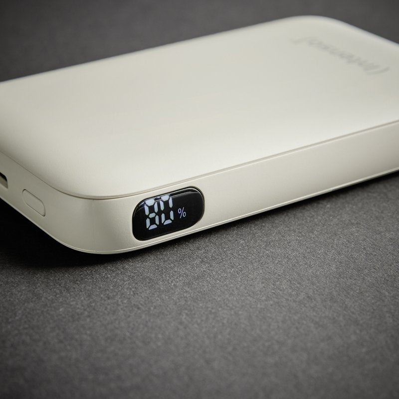 EAN 4034303037704 - Intenso S10000 Polímero de litio 10000 mAh Beige imagen 12