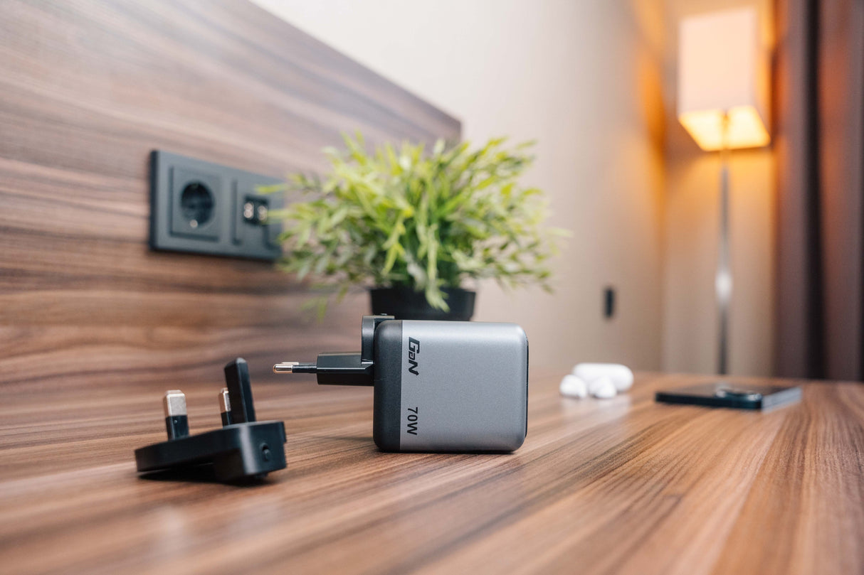 Cargador Smart Mini Gan 70w Wysuwany Cable Usb-C Eu, Uk, Usa