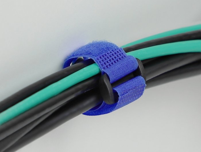 Delock Klett-Cablebinder Mit Schlaufe Und Befestigungsöse L 280 X B 38 Mm Blau 3 Stück