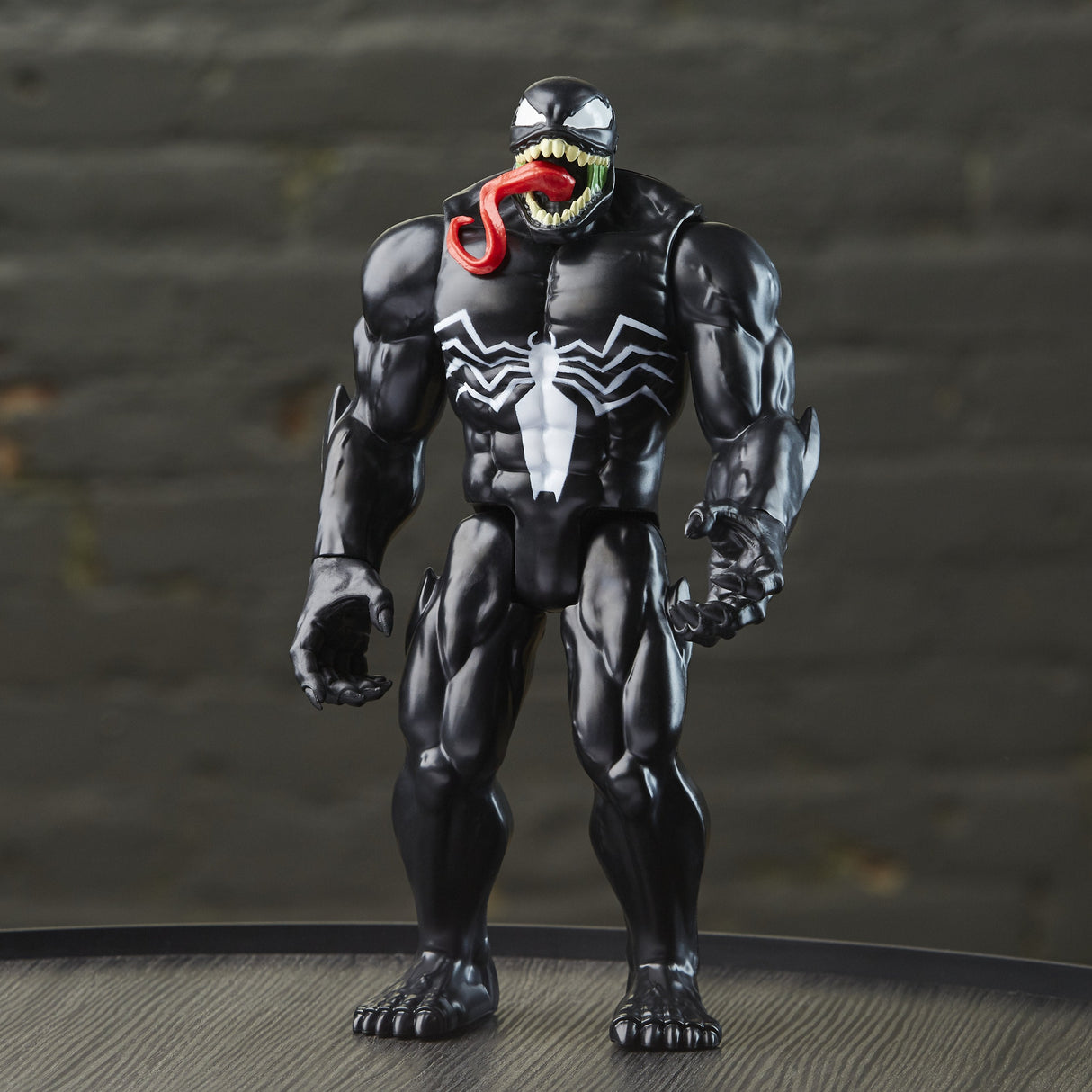 Figura Hasbro Marvel Titan Hero Series Spider Man Venom