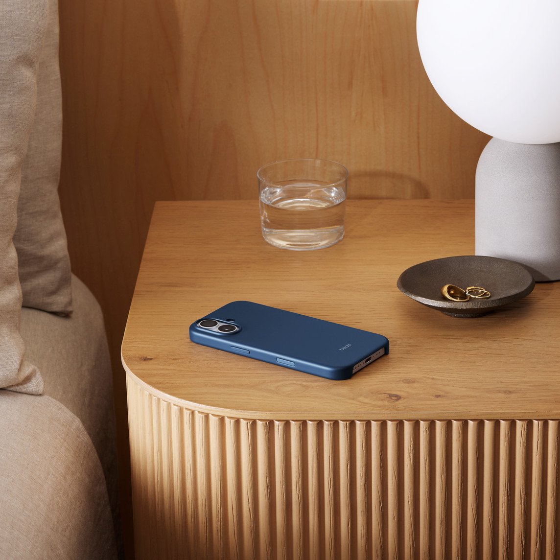 EAN 195950659238 - Apple MGK54LL/A funda para teléfono móvil 16 cm (6.3") Azul imagen 3