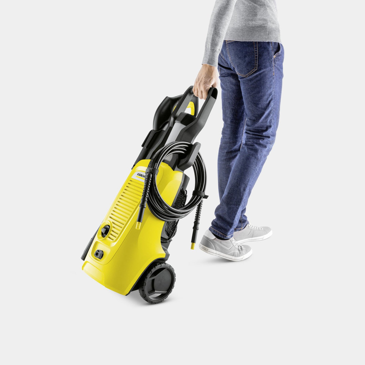 EAN 4054278638263 - Kärcher K 4 Universal Limpiadora de alta presión o Hidrolimpiadora Compacto Eléctrico 420 l/h Negro, Amar imagen 2