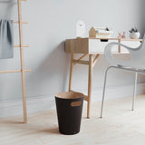 Umbra Woodrow, Abfalleimer Negro