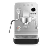 EAN 8017709346935 - Smeg EMC02BLMEU cafetera eléctrica Manual Máquina espresso 1,7 L imagen 1