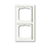 EAN 4011395128251 - Busch-Jaeger 1754-0-4415 placa de pared y cubierta de interruptor Blanco imagen 1