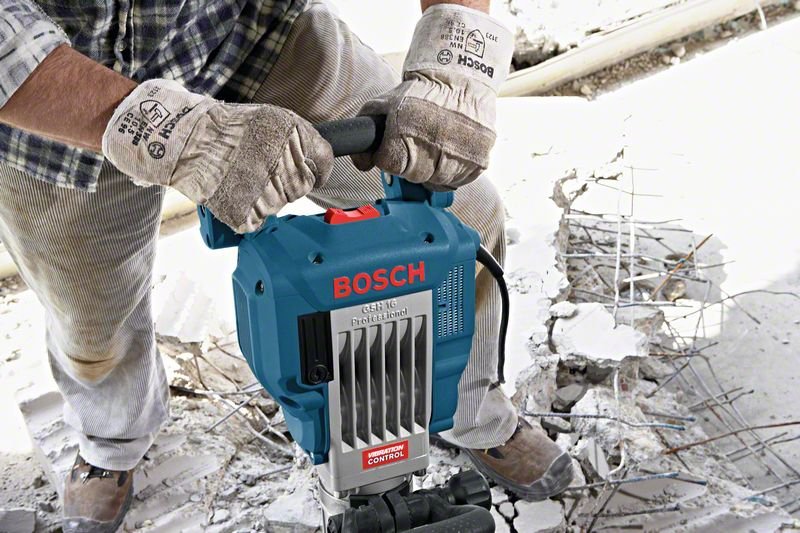 Martillo Demoledor Bosch Professional Gsh 16-30 Professional Azul, 1.750 Vatios, Carro, Maletín 611335100