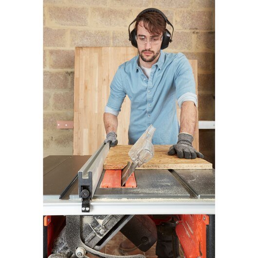 Sierra De Mesa Black & Decker Bes720-Qs 4800 Rpm