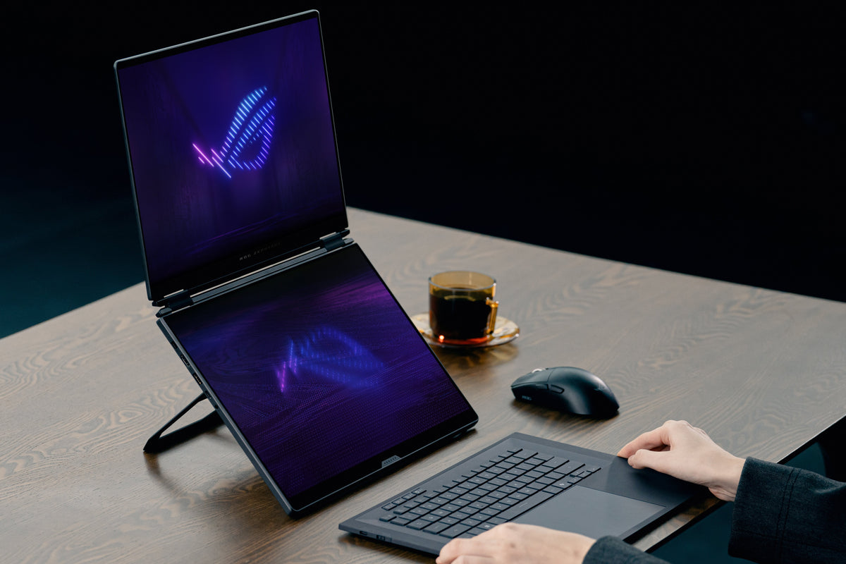 Portátil Asus Rog Zephyrus Duo Oled Gx651ax-Sr010w 16" Intel Core Ultra 9 386h 64gb 2tb Ssd Rtx 5090 Windows 11