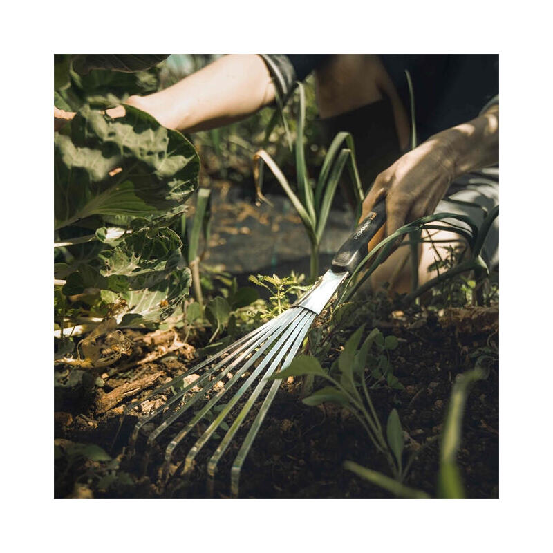 Fiskars Xact Abanico Escoba Negro/Acero Inoxidable 1027044