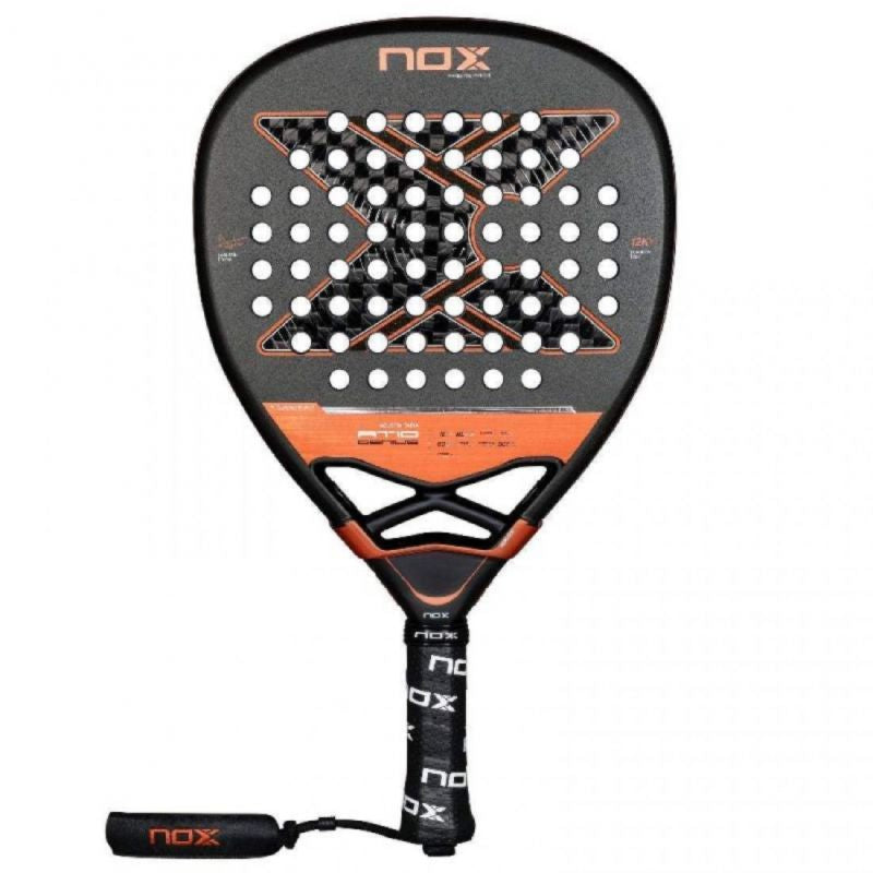 Pala De Pádel Noxsport At10 Luxury Genius Attack 12k 2025 (Agustin Tapia)
