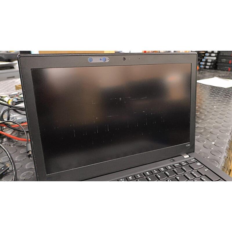 Portatil Reacondicionado Lenovo Thinkpad X280 I5-8350u 8gb 256gb-Ssd 12.5" Fhd Táctil W11 Pro Instalado Marcas En Pantalla  Teclado Italiano 1 Año De Garantia