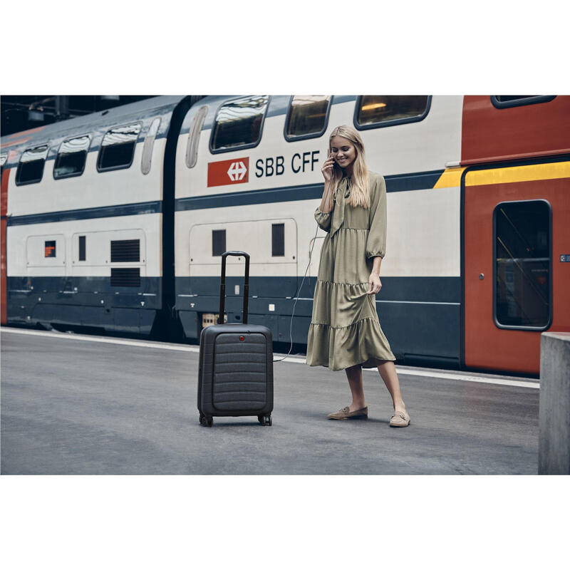 Wenger Syntry Carry-On Lt Comp Blk Gry